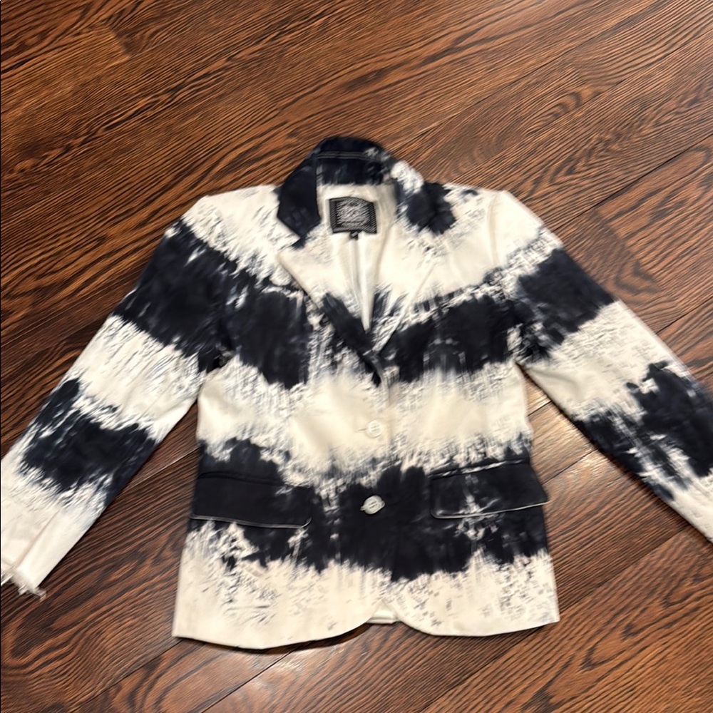 Libertine Black & White Tie-Dye Notch Lapel Blazer